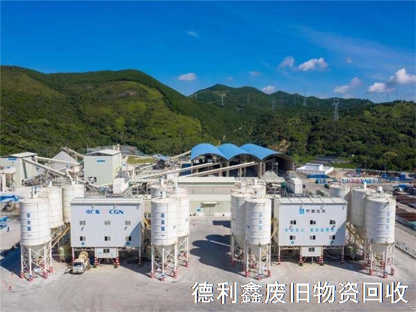 張家口回收攪拌站，專業(yè)攪拌站設(shè)備回收